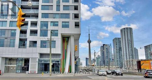 520W - 27 Bathurst Street, Toronto C01, ON - Outdoor With Facade