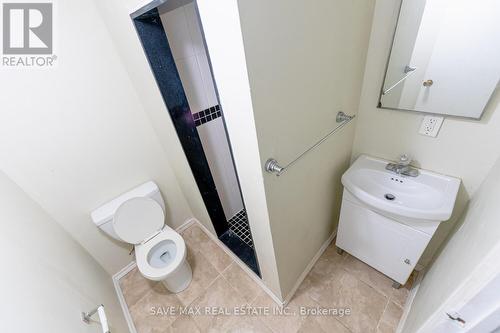 251 Royal Salisbury Way, Brampton, ON - Indoor Photo Showing Bathroom