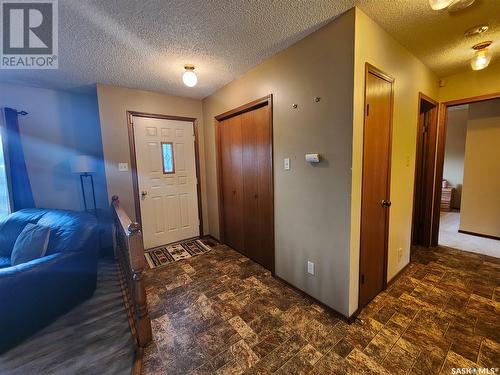 403 Calgary Street, Broadview, SK - Indoor