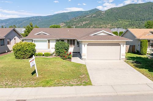 2076 Okanagan Street, Armstrong, BC - Outdoor With Facade