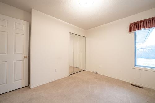 2076 Okanagan Street, Armstrong, BC - Indoor Photo Showing Other Room