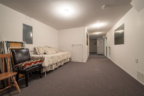 2076 Okanagan Street, Armstrong, BC - Indoor