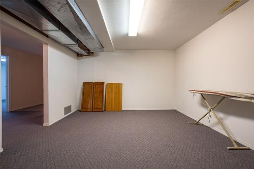 2076 Okanagan Street, Armstrong, BC - Indoor Photo Showing Other Room