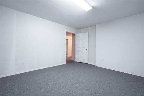 2076 Okanagan Street, Armstrong, BC - Indoor Photo Showing Other Room