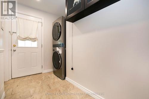 111 Palmerston Avenue, Whitby (Williamsburg), ON - Indoor Photo Showing Laundry Room