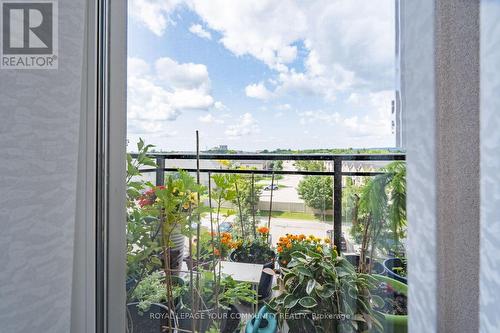 Ph-402 - 5317 Upper Middle Road, Burlington, ON - Outdoor With Balcony With View
