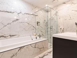 Ensuite bathroom - 