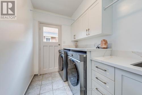 3351 Bertrand Road, Mississauga, ON - Indoor Photo Showing Laundry Room