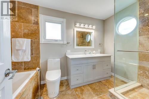 3351 Bertrand Road, Mississauga (Erin Mills), ON - Indoor Photo Showing Bathroom