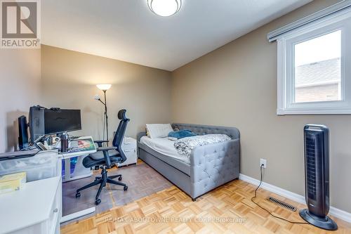 3351 Bertrand Road, Mississauga, ON - Indoor