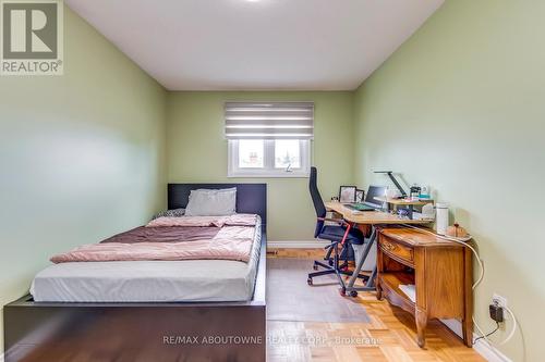 3351 Bertrand Road, Mississauga, ON - Indoor Photo Showing Bedroom