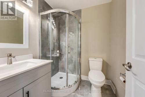 3351 Bertrand Road, Mississauga (Erin Mills), ON - Indoor Photo Showing Bathroom