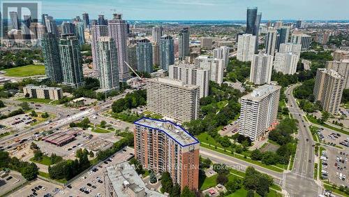 1205 - 20 Mississauga Valley Boulevard, Mississauga (Mississauga Valleys), ON - Outdoor With View