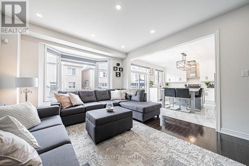 94 Borrelli Drive, Brampton, ON - Indoor Photo Showing Living Room