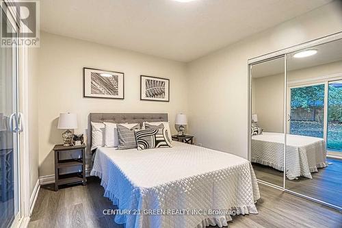 164 Gardiner Drive, Hamilton (Gilkson), ON - Indoor Photo Showing Bedroom