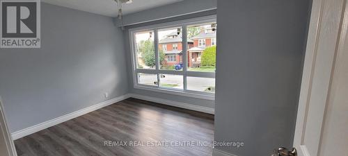 16 Cottage Avenue, Hamilton (Kirkendall), ON - Indoor Photo Showing Other Room