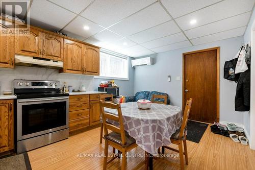 16 Cottage Avenue, Hamilton (Kirkendall), ON - Indoor