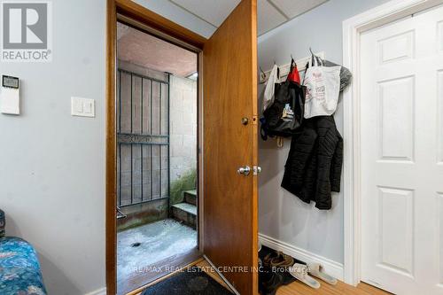 16 Cottage Avenue, Hamilton (Kirkendall), ON - Indoor Photo Showing Other Room