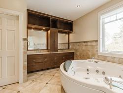 Ensuite bathroom - 