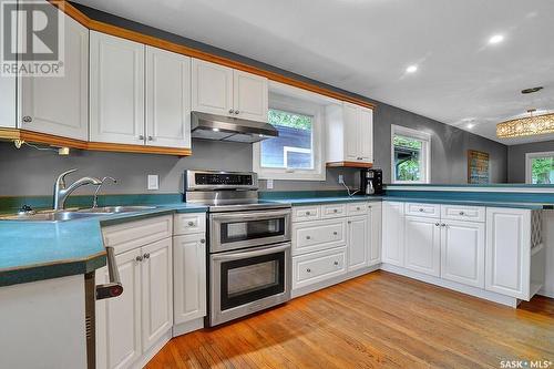 40 Tibbits Road, Regina, SK - Indoor Photo Showing Kitchen With Double Sink