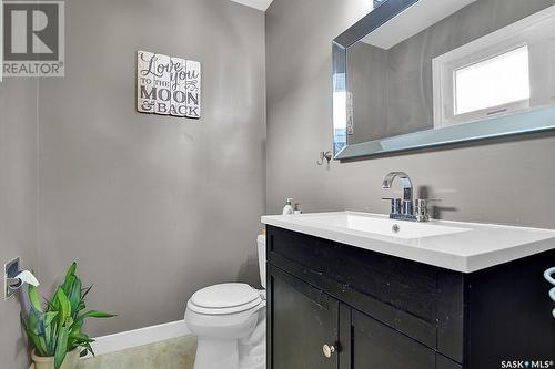 40 Tibbits Road, Regina, SK - Indoor Photo Showing Bathroom