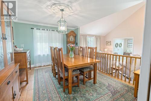 34 Pine Ridge Road, Erin, ON - Indoor Photo Showing Dining Room