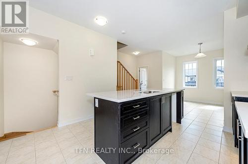 222 Melody Lane, Thorold, ON - Indoor Photo Showing Kitchen