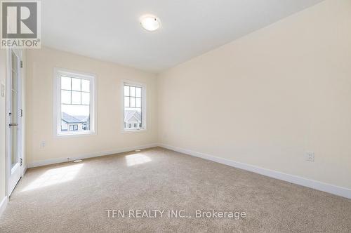 222 Melody Lane, Thorold, ON - Indoor Photo Showing Other Room