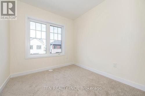 222 Melody Lane, Thorold, ON - Indoor Photo Showing Other Room