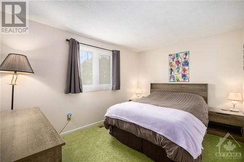 39 Rickey Place, Kanata, ON - Indoor Photo Showing Bedroom