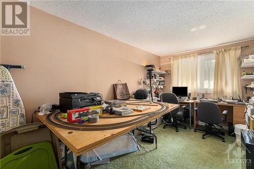 39 Rickey Place, Kanata, ON - Indoor Photo Showing Office