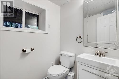 Main House - Lower Level Bathroom - 109 Rideau Avenue N, Smiths Falls, ON - Indoor Photo Showing Bathroom