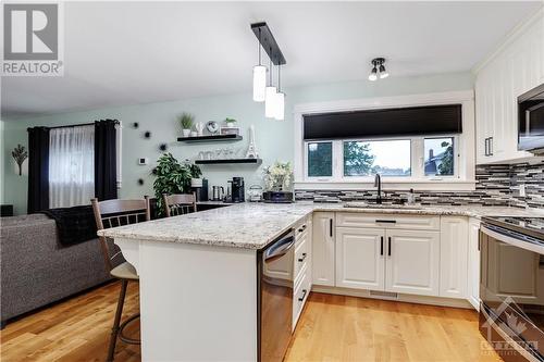 Granny Flat - Kitchen - 109 Rideau Avenue N, Smiths Falls, ON - Indoor Photo Showing Kitchen With Upgraded Kitchen