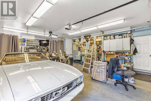 149 Blake Street, Barrie (North Shore), ON - Indoor Photo Showing Garage