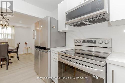 48 Gondola Crescent, Brampton, ON - Indoor Photo Showing Kitchen