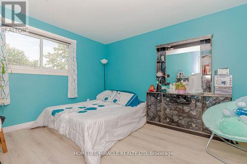 48 Gondola Crescent, Brampton, ON - Indoor Photo Showing Bedroom