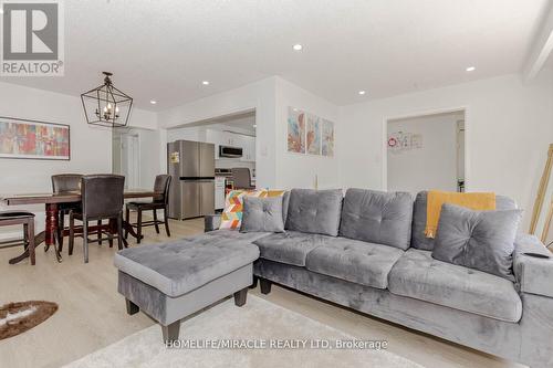 48 Gondola Crescent, Brampton, ON - Indoor Photo Showing Living Room