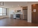 3213 900 Carnarvon Street, New Westminster, BC  - Indoor Photo Showing Kitchen 