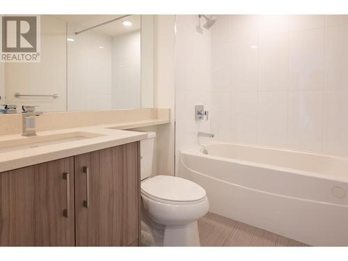 3213 900 Carnarvon Street, New Westminster, BC - Indoor Photo Showing Bathroom