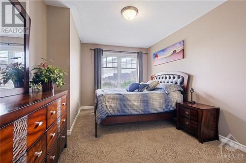 476 Rochefort Circle, Ottawa, ON - Indoor Photo Showing Bedroom