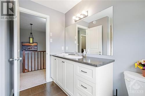 476 Rochefort Circle, Ottawa, ON - Indoor Photo Showing Bathroom