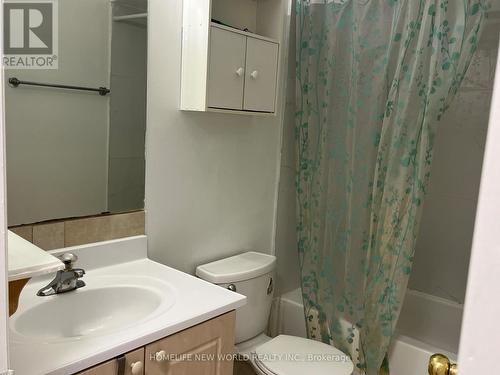 126 Tarragona Boulevard, Toronto W02, ON - Indoor Photo Showing Bathroom
