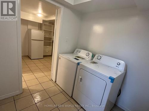 126 Tarragona Boulevard, Toronto W02, ON - Indoor Photo Showing Laundry Room