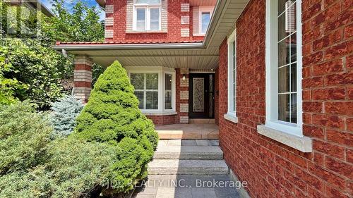 52 Cedarhurst Drive, Richmond Hill, ON - Outdoor