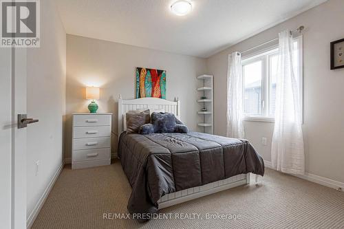 7 Lexington Avenue, Hamilton (Stoney Creek Mountain), ON - Indoor Photo Showing Bedroom