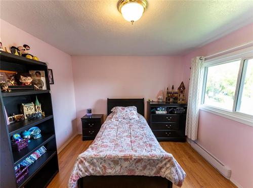 359 Birch Street, Arborg, MB - Indoor Photo Showing Bedroom