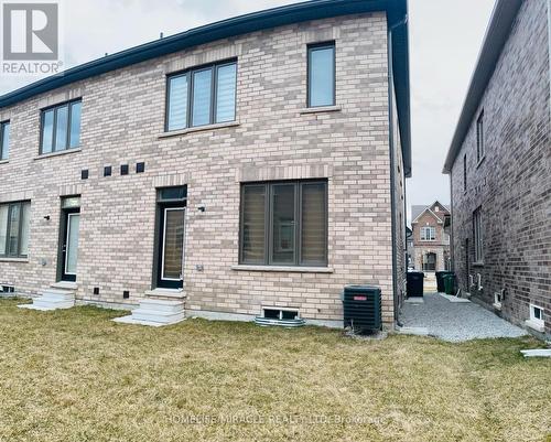 11 Truffle Court, Brampton, ON - Outdoor