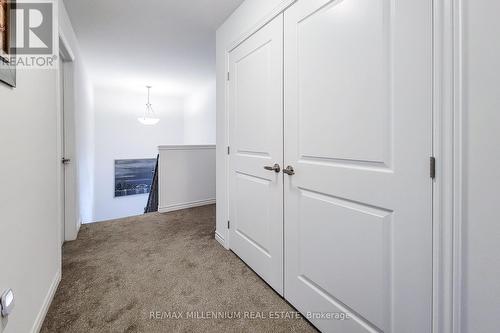 44 Whitton Drive, Brant (Brantford Twp), ON - Indoor Photo Showing Other Room