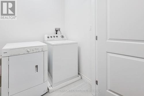 44 Whitton Drive, Brant (Brantford Twp), ON - Indoor Photo Showing Laundry Room