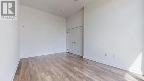 1203 - 100 Eagle Rock Way, Vaughan, ON - Indoor Photo Showing Other Room